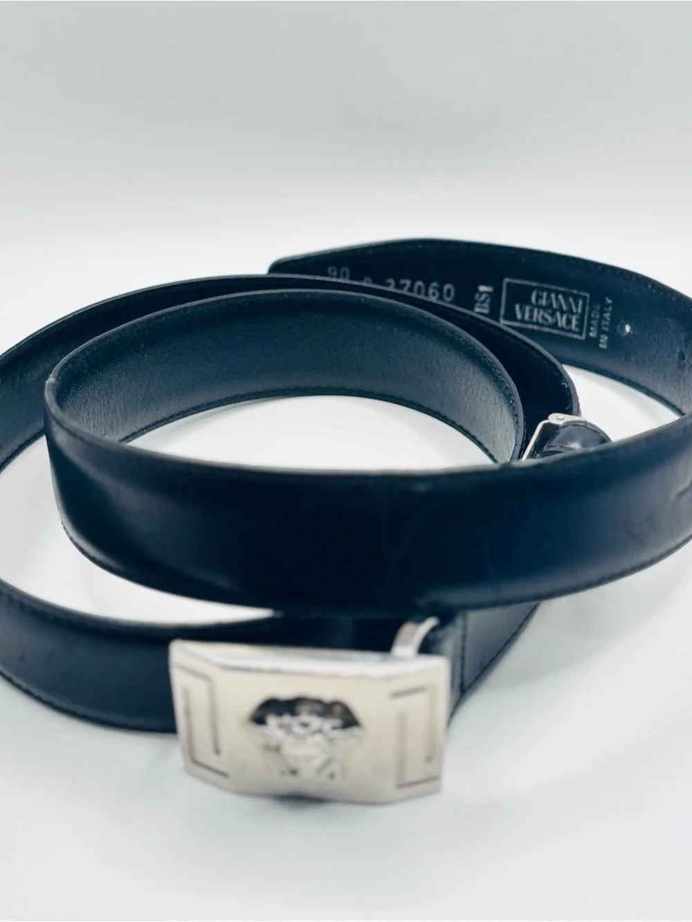 Gianni Versace Medusa Black Leather Belt Size 90/36